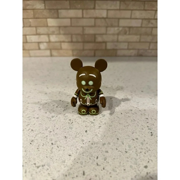 Disney Vinylmation 3'' Figure 2009 Very Merry Gingerbread Man - Picture 1 of 4